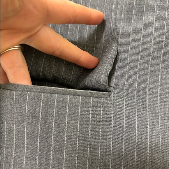 Brooks Brothers Red Fleece Wool Tollegno 1900 Pinstripe Suit Jacket Women's 8 - Picture 5 of 12